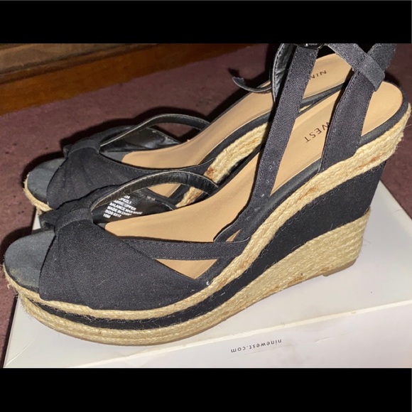 Black Nine West Platform Sandals - Picture 2 of 2